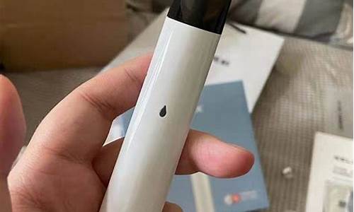 悦刻指示灯亮红灯闪烁怎么回事(悦刻亮红灯是没电了吗)