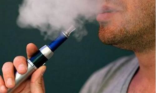 抽电子烟肩疼(抽电子烟后背肩膀疼)